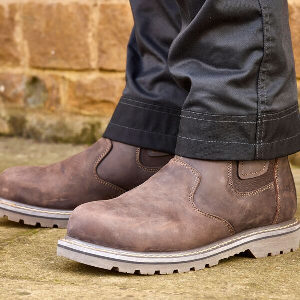 Crater Dealer Boot Thumbnail